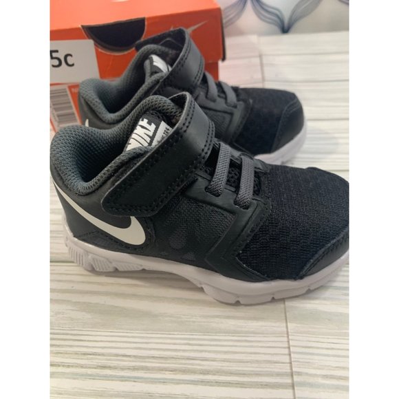 Nike Other - Nike Flex Supreme TR 4 Black Kids Shoe